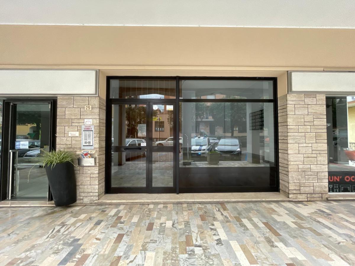 50 Metri Dal Mare Trilocale In Centro Con A/C Apartamento Loano Exterior foto